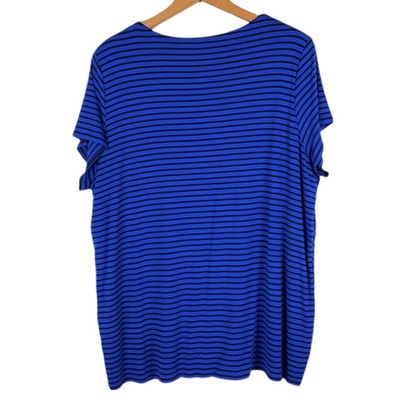 Vince Camuto Striped V-Neck Short Sleeve Top - Picture 2 of 5